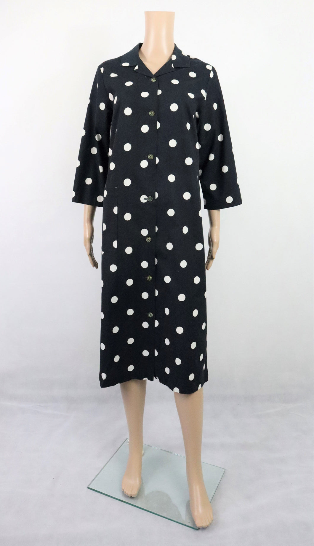 Barbarella mustavalkoinen pallokuosinen kotimainen vintage mekko 38