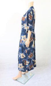 Kukkakuosinen napitettu pitkä mekko C46