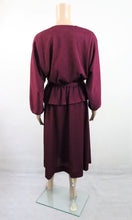 Lataa kuva Galleria-katseluun, Viininpunainen juhlava mekko 38