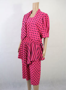 Pinkki kuviollinen mekko 40