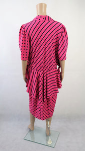 Pinkki kuviollinen mekko 40