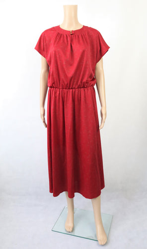 Carolin Muotihovi punainen 80-luvun mekko C44