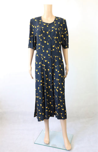 Carolin Muotihovi tummansininen kukkakuvioinen maksimekko 40