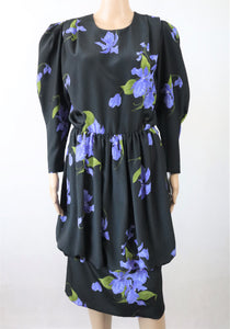 Carolin Muoti-hovi musta kukkakuvioinen mekko 36
