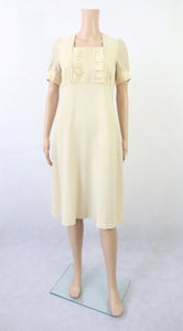 Chix-Puku luonnonvalkoinen lyhyhihainen kotimainen vintage mekko 38