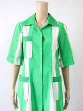 Lataa kuva Galleria-katseluun, Vihreä-valkoraidallinen lyhythihainen takkimekko 40