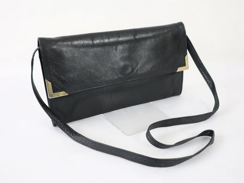 Jubella musta clutch kullanvärisin somistein