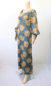Kullansävyinen kukkakuvioinen pitkä mekko C38