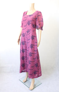 Liilasävyinen pitkä puhvihihainen mekko C38 (S)