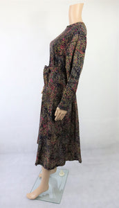 Värikäs villakankainen kellohelmainen mekko 40