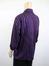 Lataa kuva Galleria-katseluun, Musta-violettiraidallinen paitapusero M