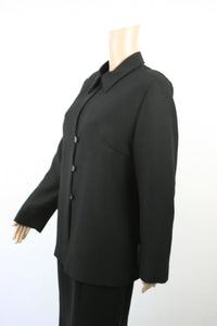 Musta takkimallinen jakku 44
