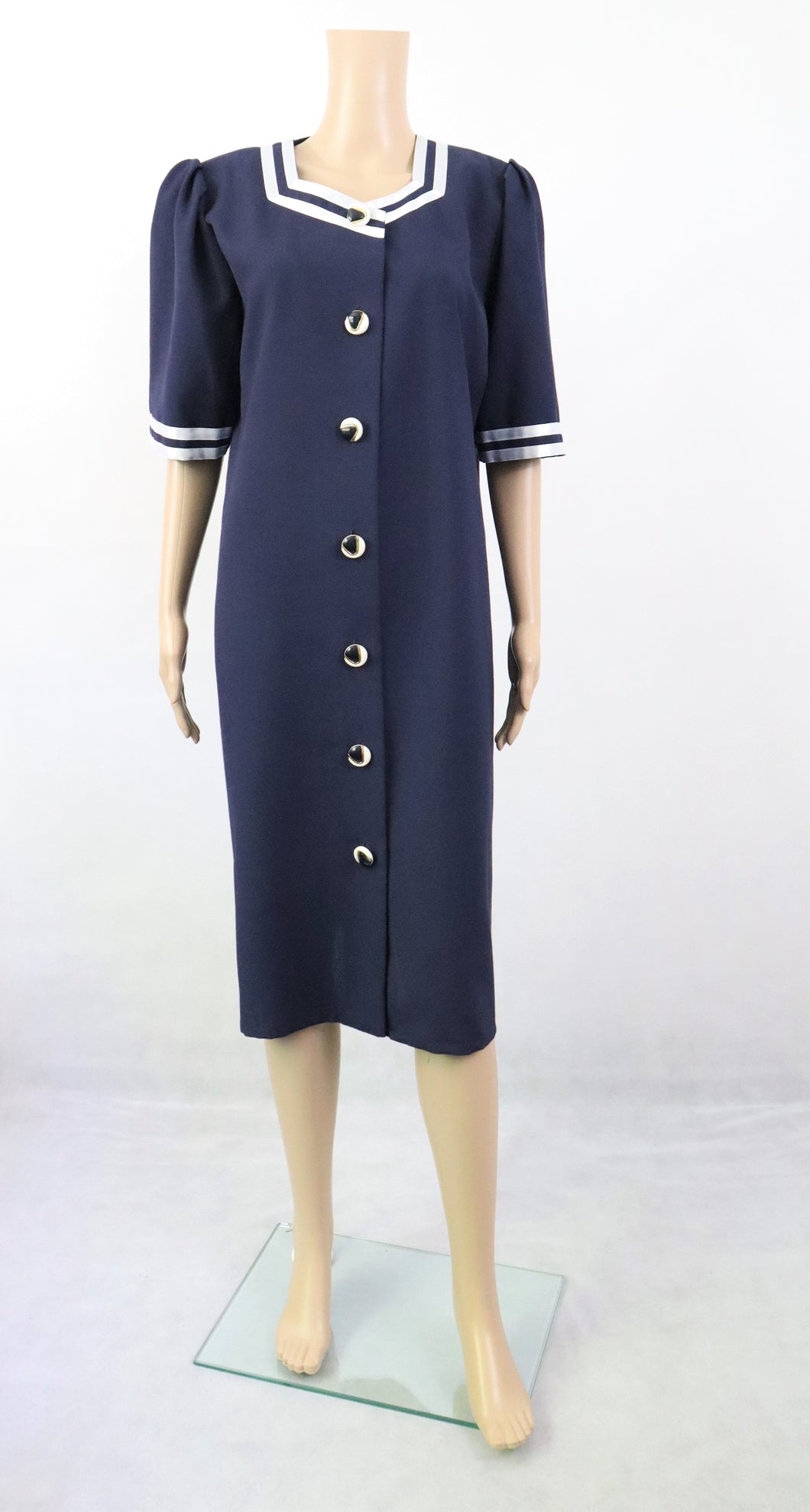 Modelia tummansininen kotimainen vintagemekko 42