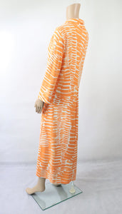 Oranssikuvioinen pitkä mekko L