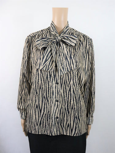 Oravais musta-beige-kuviollinen kotimainen vintage huivikauluspusero C42