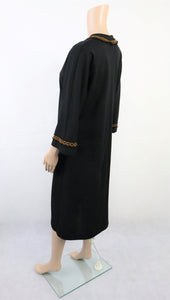 Musta kaftaanityylinen mekko 42