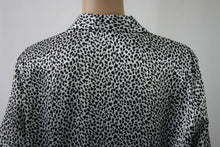 Lataa kuva Galleria-katseluun, Leopardikuvioinen lyhythihainen pusero C36