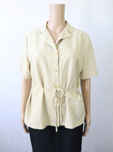Pola vaalean beige lyhythihainen kotimainen vintage kauluspaita C38