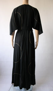 Musta täyspitkä kuviollinen mekko 36